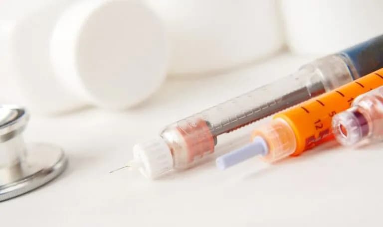 Najnowsze leki na cukrzycę typu 2: przełomowe terapie i ich skuteczność Najnowsze leki na cukrzycę typu 2: przełomowe terapie i ich skuteczność